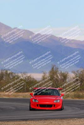 media/Mar-07-2025-Doghouse Garage (Fri) [[49b84848fa]]/4-Beginner Group/Session 1 (Lead-Follow)/